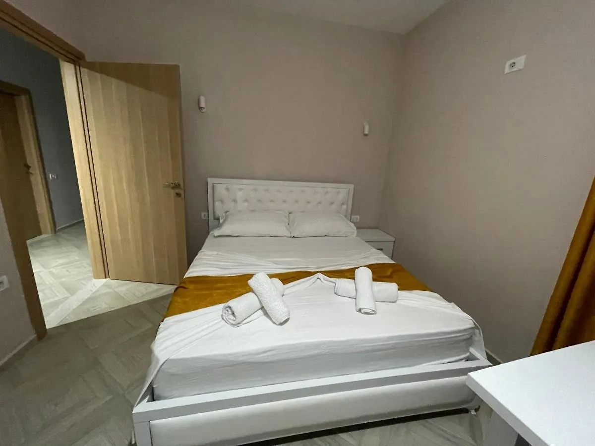 Vila Zini Vlorë