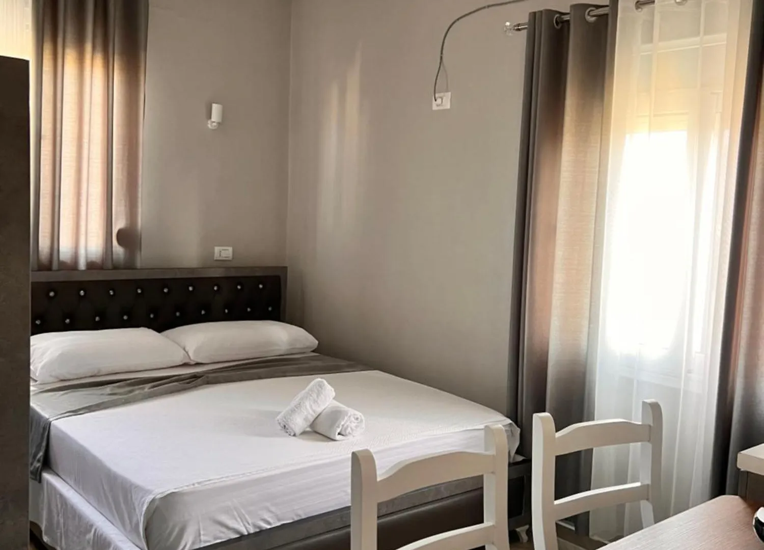 Vila Zini Vlorë 0*,  Albánie