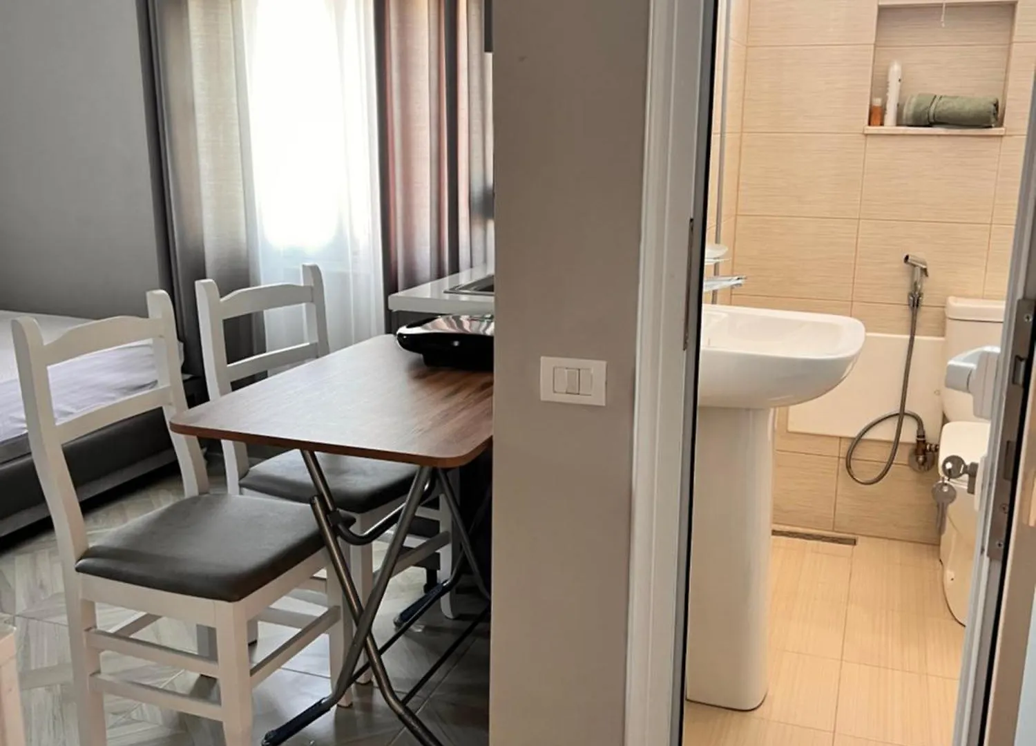 Vila Zini Vlorë Penzion